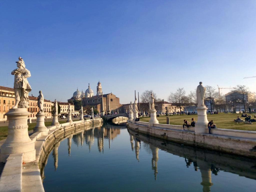 L'Angolo Di Bibi Apartman Padova Kültér fotó